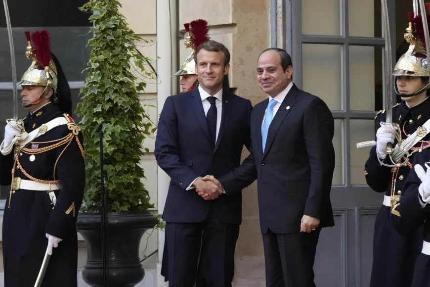 HRW – Des documents affirment que la France encourage les frappes aériennes meurtrières en Égypte
