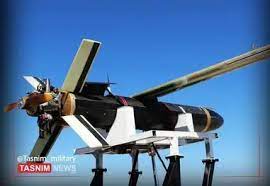 L’IRAN PRÉSENTE SA NOUVELLE MUNITION RÔDEUSE APPELÉE MERAJ 532.