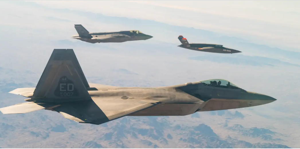 L’Air Force a demandé 5,8 milliards de dollars dans son budget pour construire des avions de combat collaboratifs pilotés par l’IA