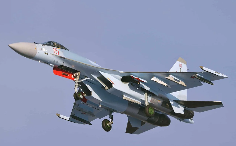 Russia shoots down its own Su-35 fighter jet