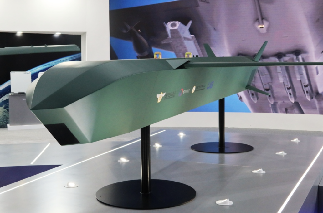 ADEX 2023 – LIG Nex1 : nouveaux missiles et nouveaux drones pour les forces armées coréennes