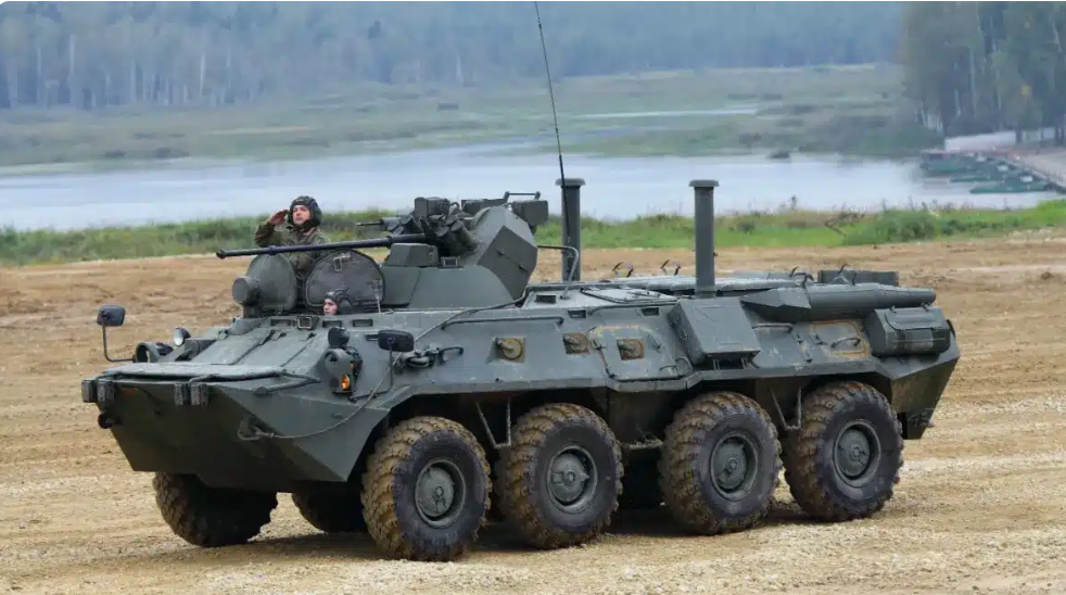 2 milliards d’euros, 876 blindés