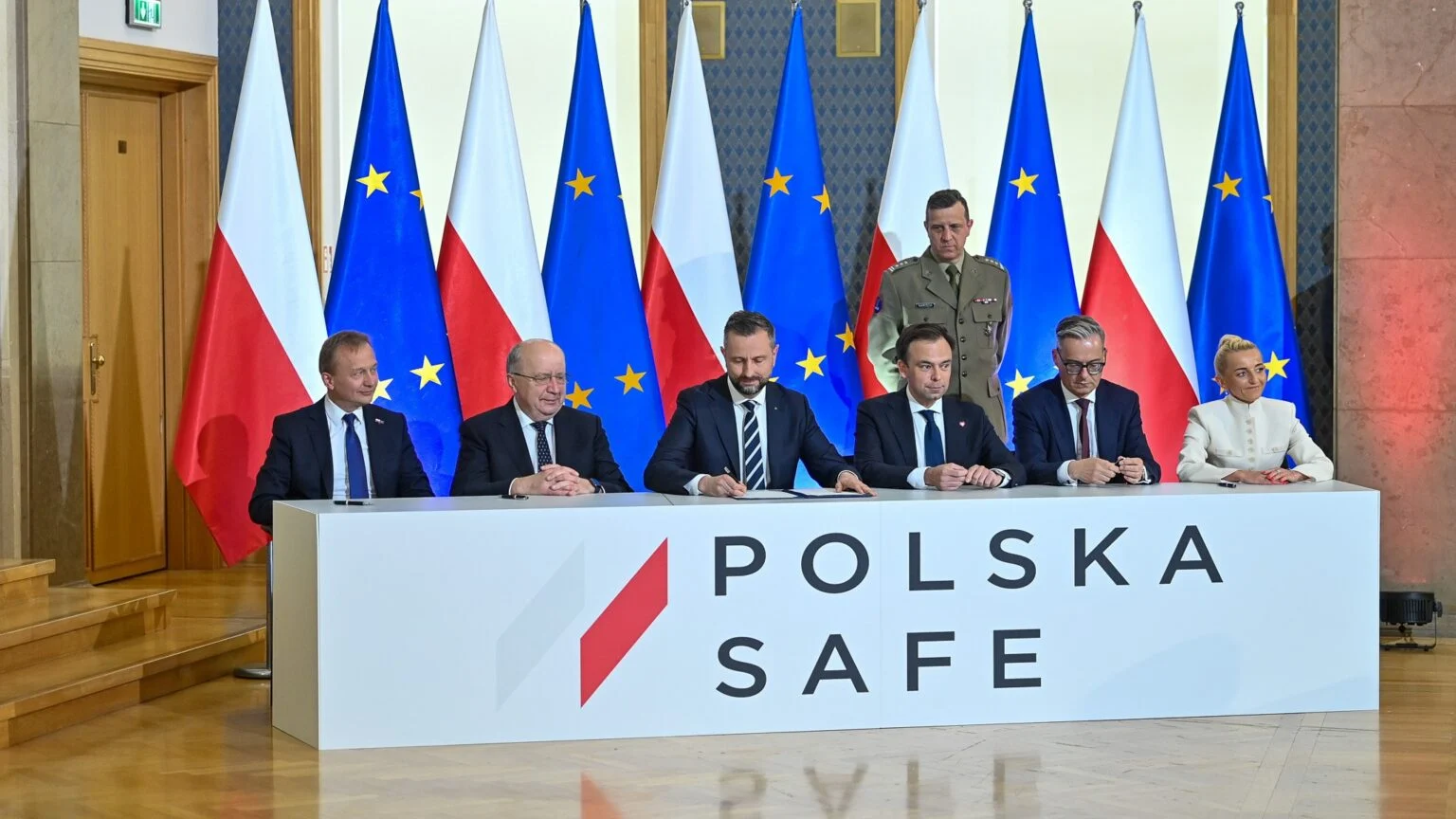Poland becomes first nation to sign EU SAFE loans, expects billions for defense