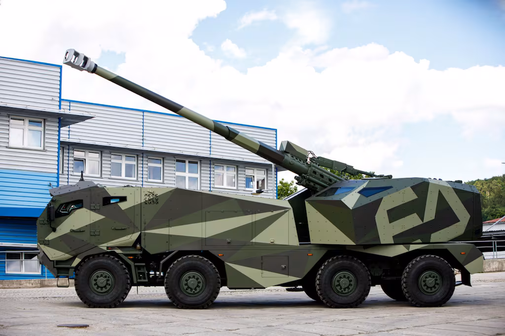Latvia chooses Czech howitzers over Swedish Archer offer
